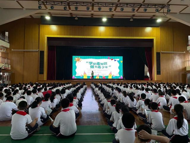 三鄉(xiāng)鎮(zhèn)開(kāi)展“ 禁毒伴成長(zhǎng)，青春不‘毒’行”禁毒宣傳教育活動(dòng)照片1.jpg